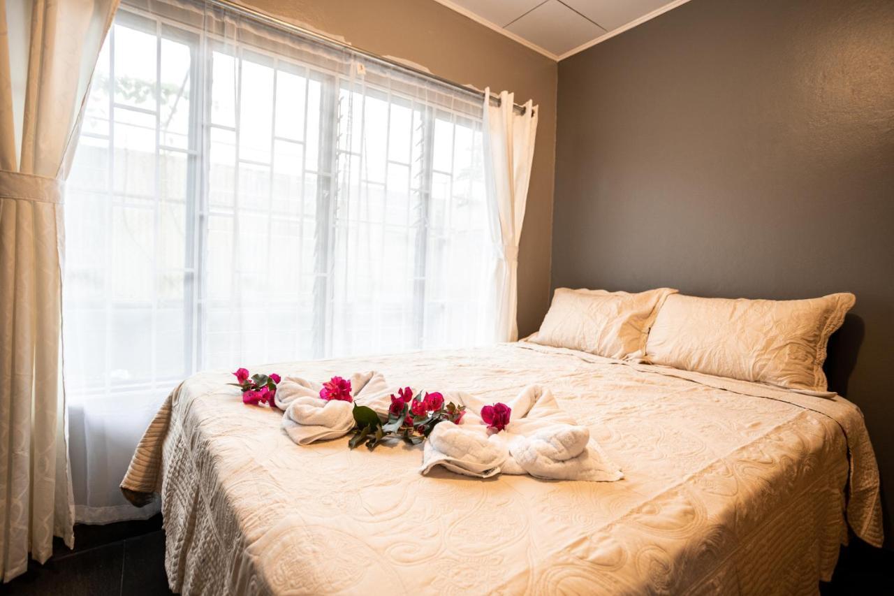 Casa Luz Hotel San Isidro De El General Ngoại thất bức ảnh